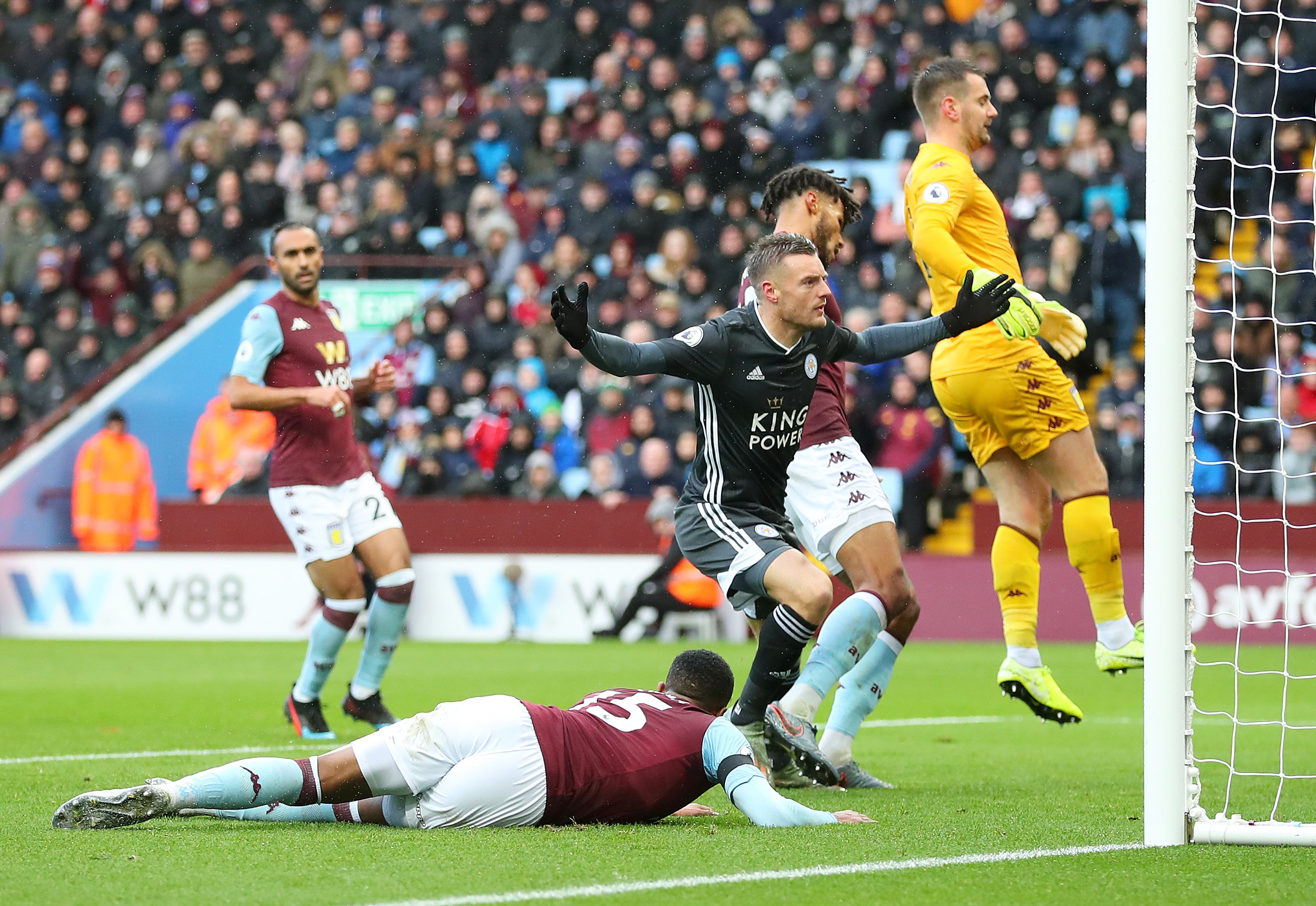 钻石中场 钻石中场